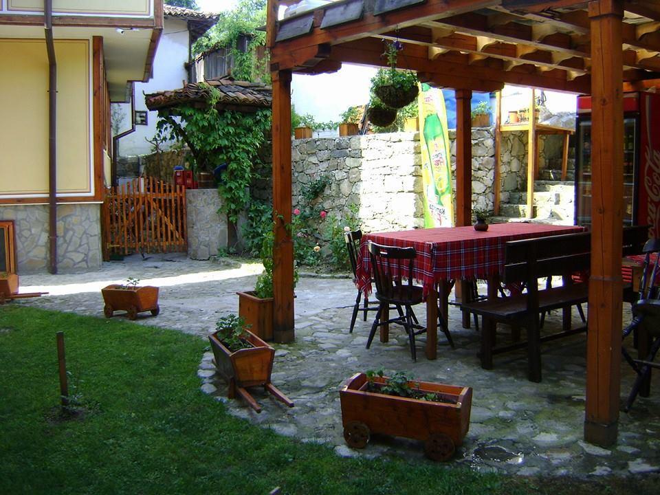 Guest House Todorini Kashti 코프리브시티차 외부 사진