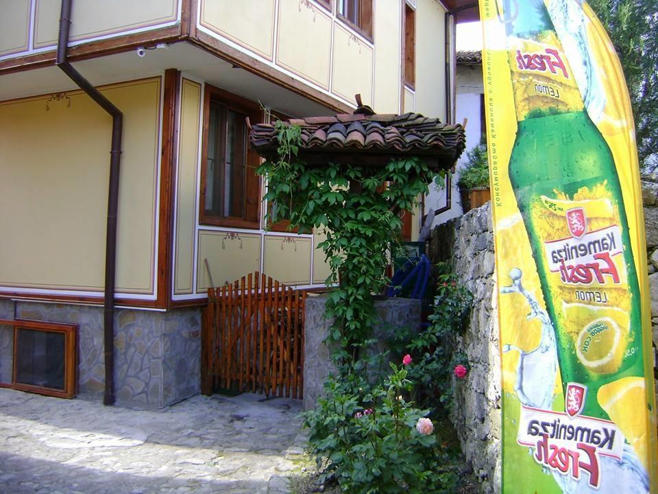 Guest House Todorini Kashti 코프리브시티차 외부 사진