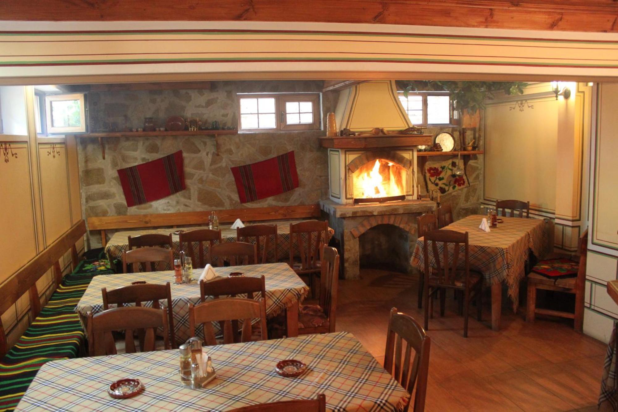 Guest House Todorini Kashti 코프리브시티차 외부 사진