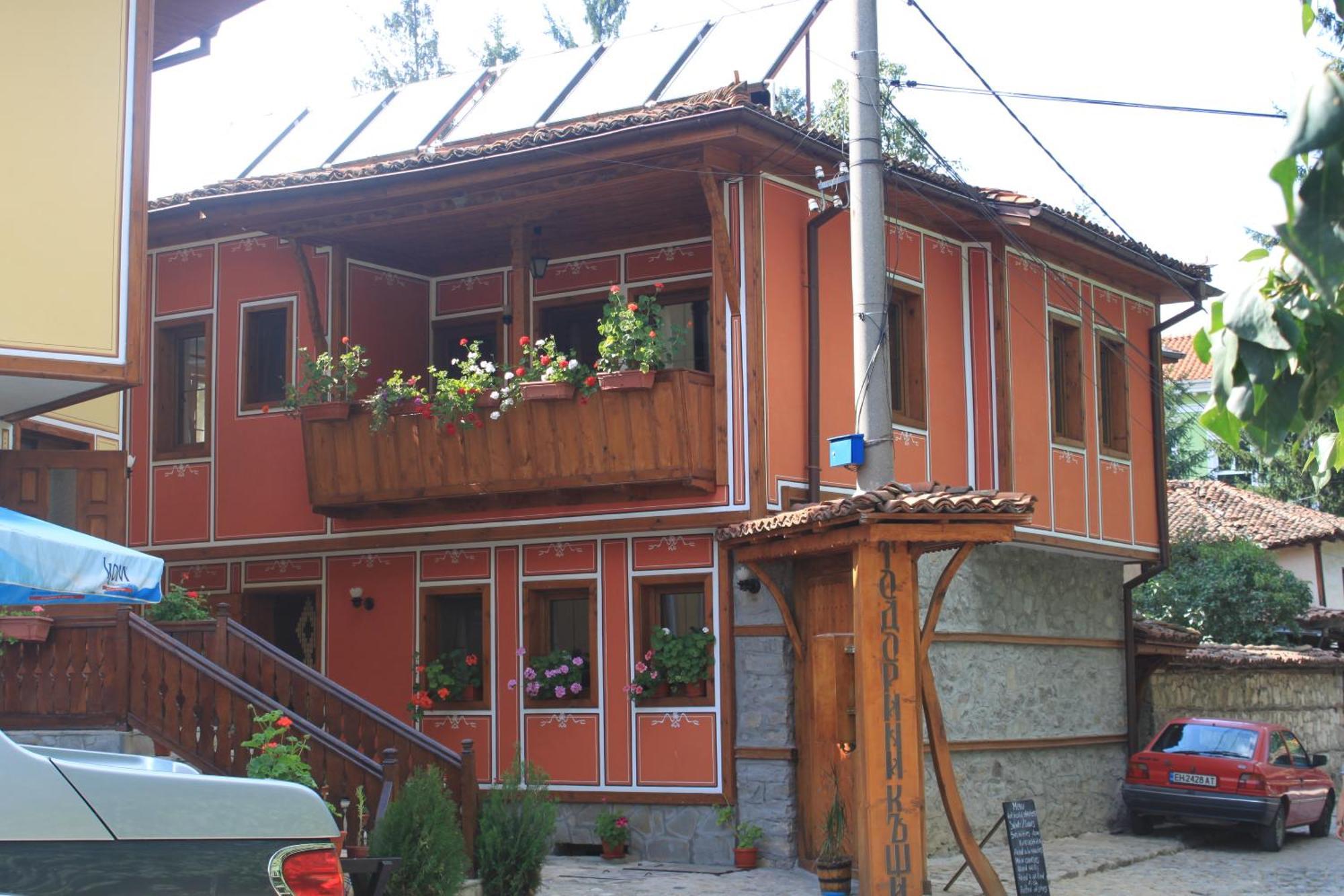 Guest House Todorini Kashti 코프리브시티차 외부 사진