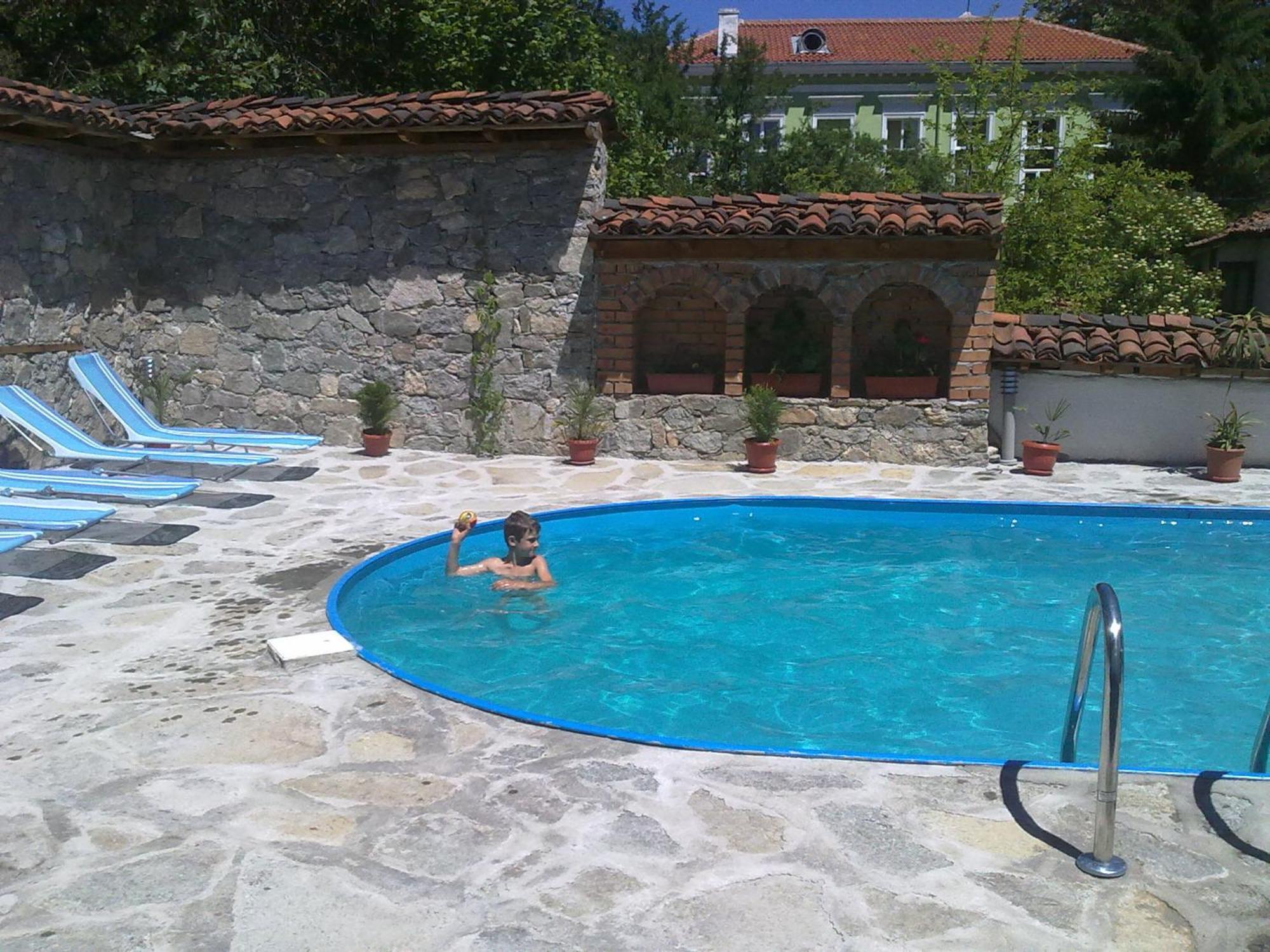 Guest House Todorini Kashti 코프리브시티차 외부 사진