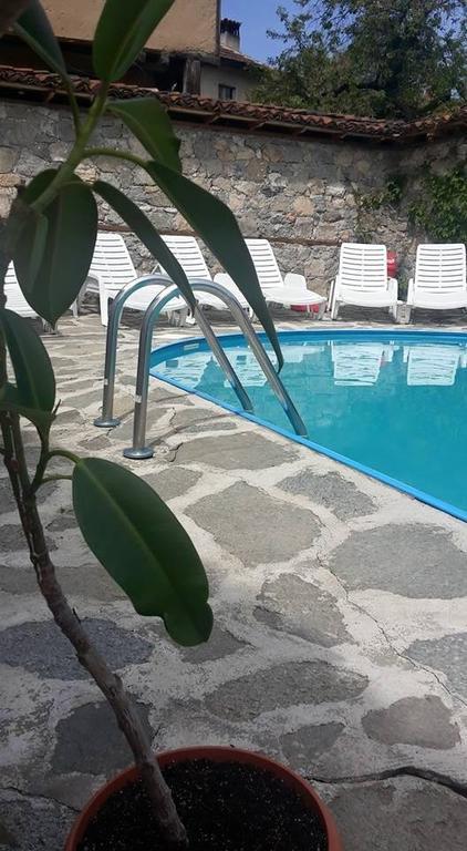 Guest House Todorini Kashti 코프리브시티차 외부 사진