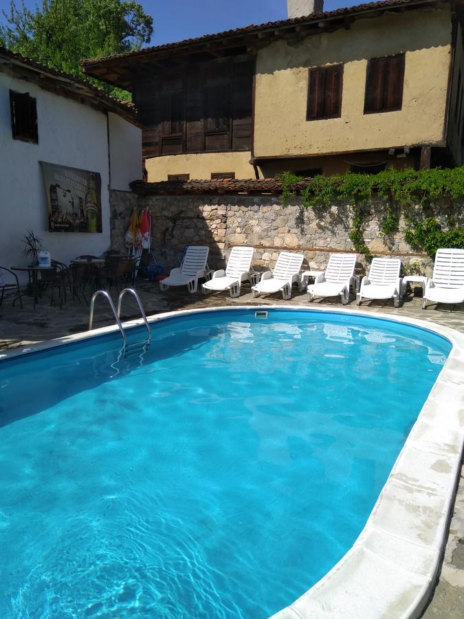 Guest House Todorini Kashti 코프리브시티차 외부 사진